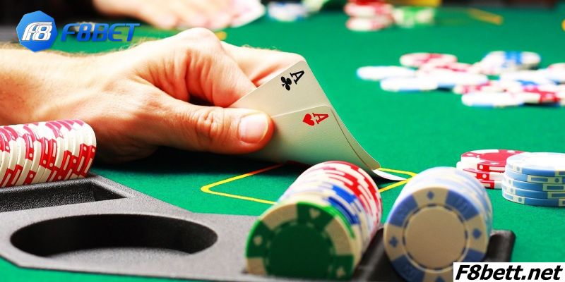 Bài Poker online là gì